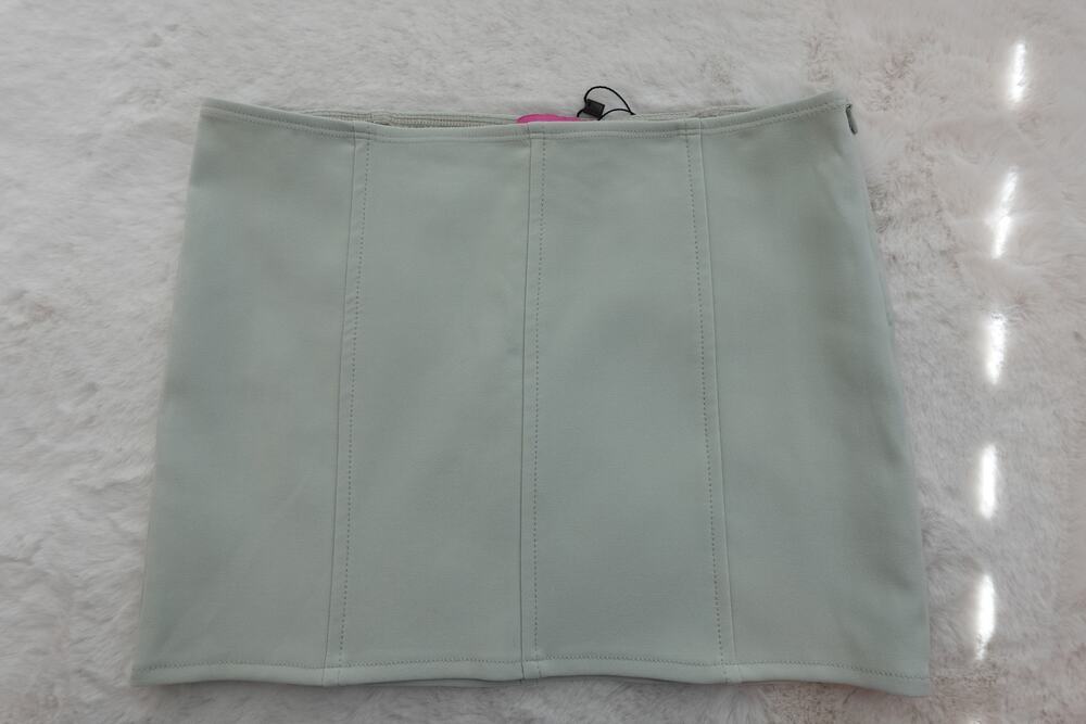 New with Tag Edikted Sage Skirt size Small